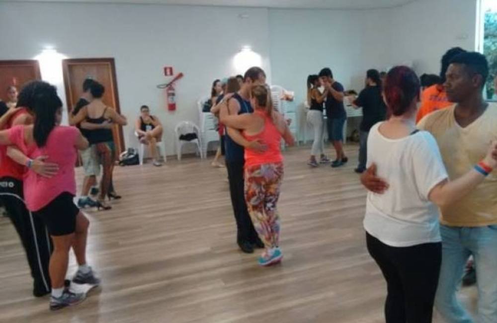 VÍDEO | Inscrições abertas para o projeto Dança de Salão 50+ em Jataí