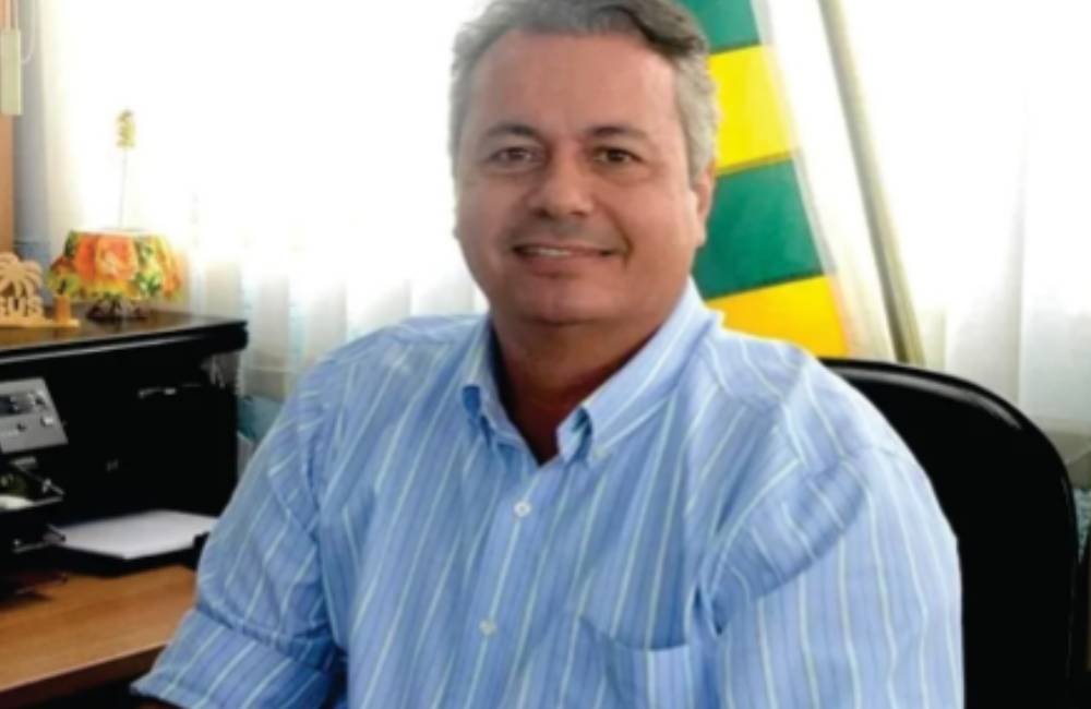 Justiça bloqueia bens de ex-prefeito por irregularidades em doações de imóveis públicos