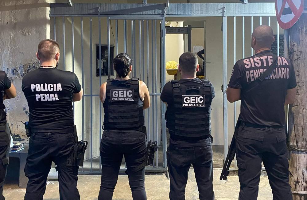 Operação desarticula facção criminosa que atuava dentro de presídio