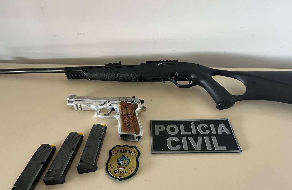 Polícia Civil cumpre mandado e apreende armas de fogo