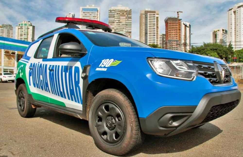 Homem É Preso Após Ameaçar Companheira com Faca