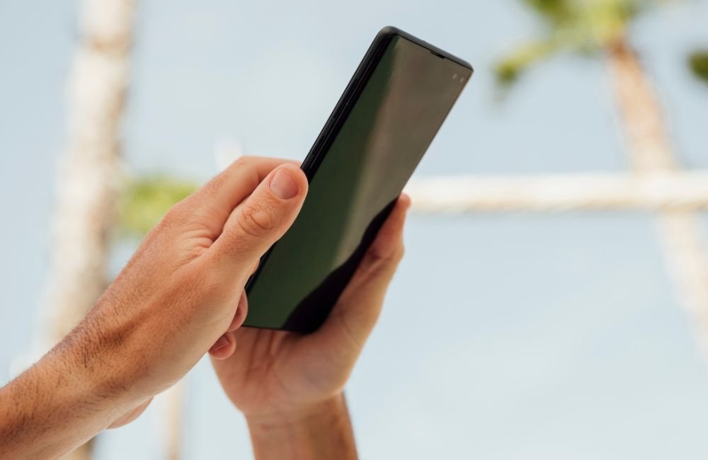 Acesso gratuito à Starlink começa em julho; confira se seu celular está na lista