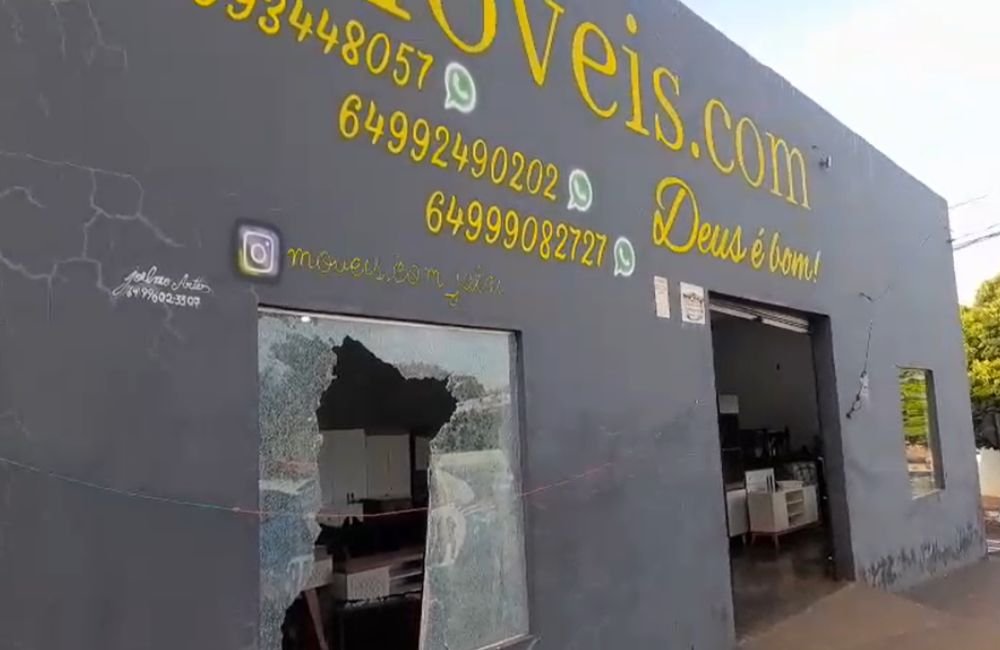 VÍDEO | Loja de móveis é furtada durante a madrugada na Vila Brasília, em Jataí