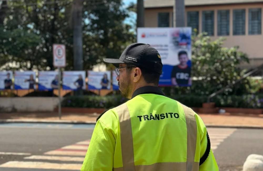 Melhor Mobilidade: Trânsito em Frente ao Colégio Bom Conselho é Revisto