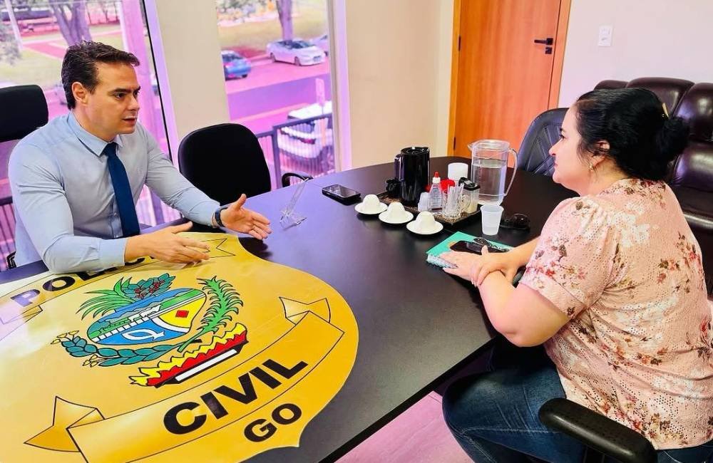 Reunião entre delegado regional e vice-prefeita de Jataí discute fortalecimento da segurança pública e proteção à mulher