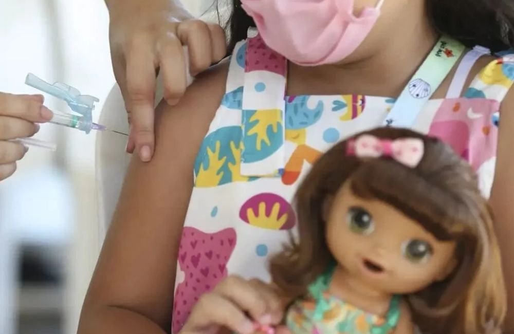STJ decide que pais que não vacinaram filhos contra Covid podem ser multados