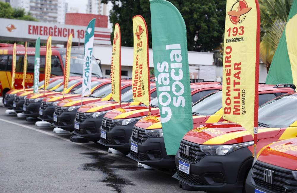 CBMGO recebe 33 novas viaturas e equipamentos em cerimônia oficial em Goiânia
