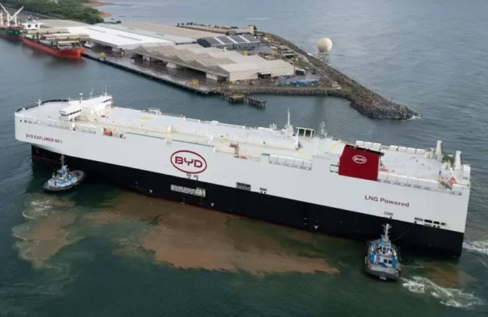 Estratégia da BYD com navio próprio incomoda montadoras no Brasil