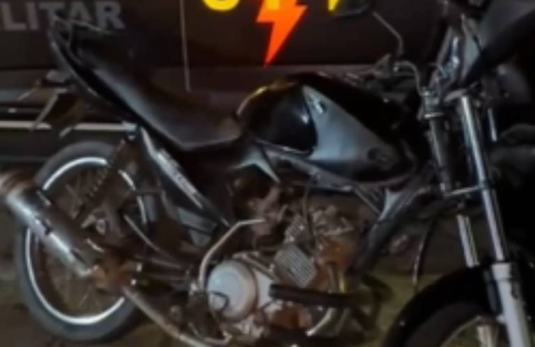 VÍDEO Motocicleta furtada é recuperada pela CPE em Jataí e suspeito é preso por receptação
