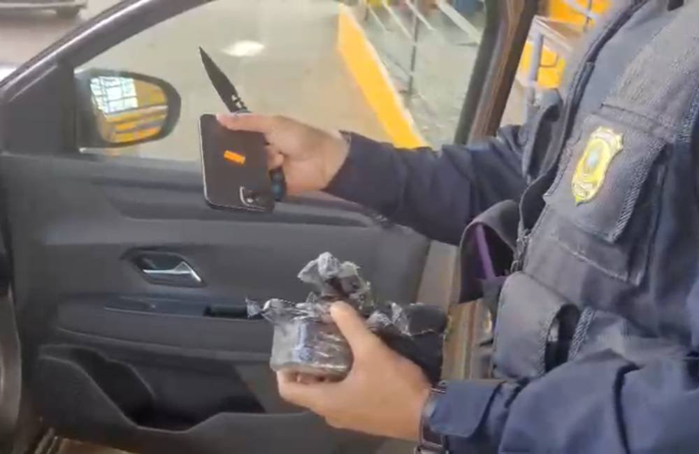 VÍDEO | PRF apreende 70 iPhones transportados ilegalmente na BR-153, em Morrinhos