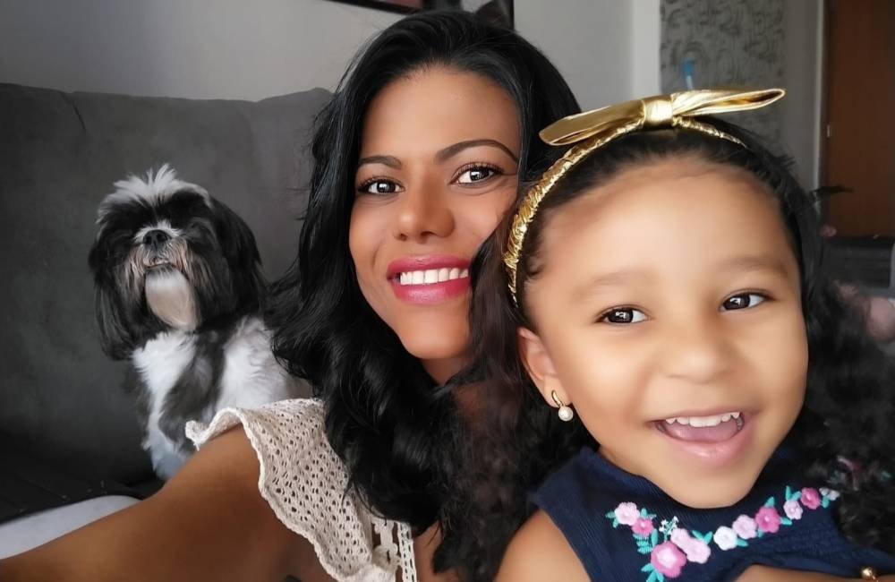 BRK libera mães de expediente na tarde de sexta-feira e lança coletânea de histórias inspiradoras