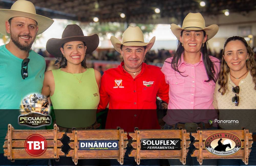 GALERIA DE FOTOS – 03 | Almoço no Parque de Exposições reúne milhares após o Desfile de Cavaleiros