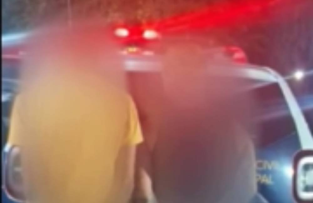 Dois indivíduos são detidos por ameaçar idosa e portar entorpecentes em Jataí