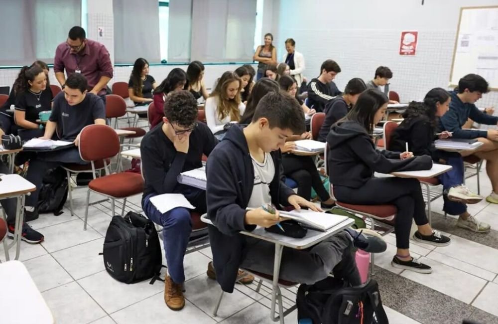 Enem 2025: MEC anuncia datas de inscrições e provas; confira
