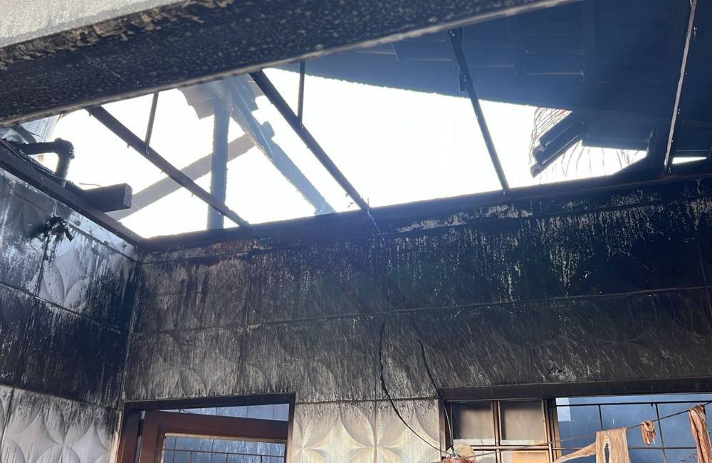 Jovem perde tudo em incêndio e mobiliza campanha solidária para reconstrução da casa em Jataí