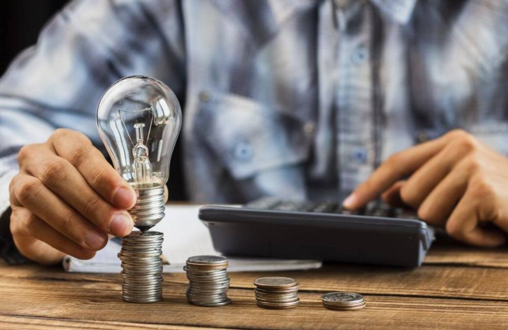 Nova tarifa social zera conta de luz para famílias de baixa renda a partir de junho