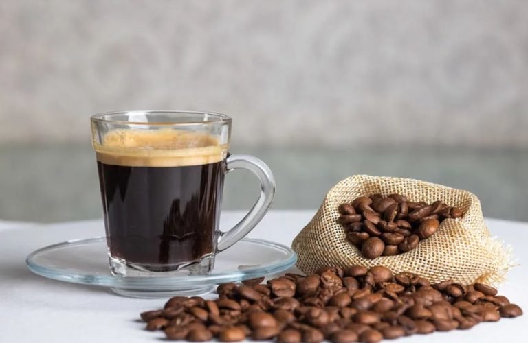 Preço do café aumenta 80% em 12 meses e tem maior inflação em 30 anos