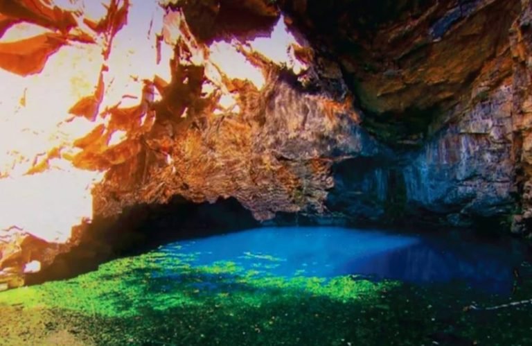 Buraco do Inferno a misteriosa caverna de profundidade desconhecida em Goiás
