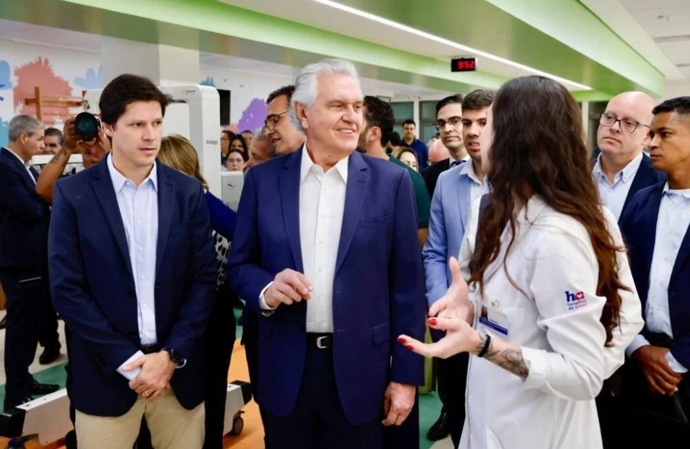 Caiado recebe primeiros pacientes com câncer na ala pediátrica do Cora