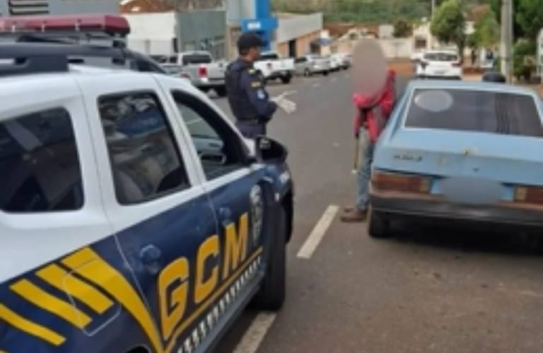 GCMJ detém condutor embriagado e sem CNH após denúncia no setor Central de Jataí