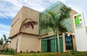 IF Goiano abre inscrições para concurso com salários de até R$ 7,3 mil