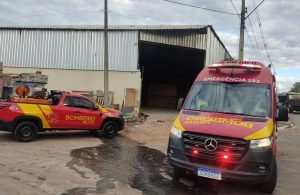 Incêndio atinge loja de materiais de construção em Goianésia e mobiliza Corpo de Bombeiros
