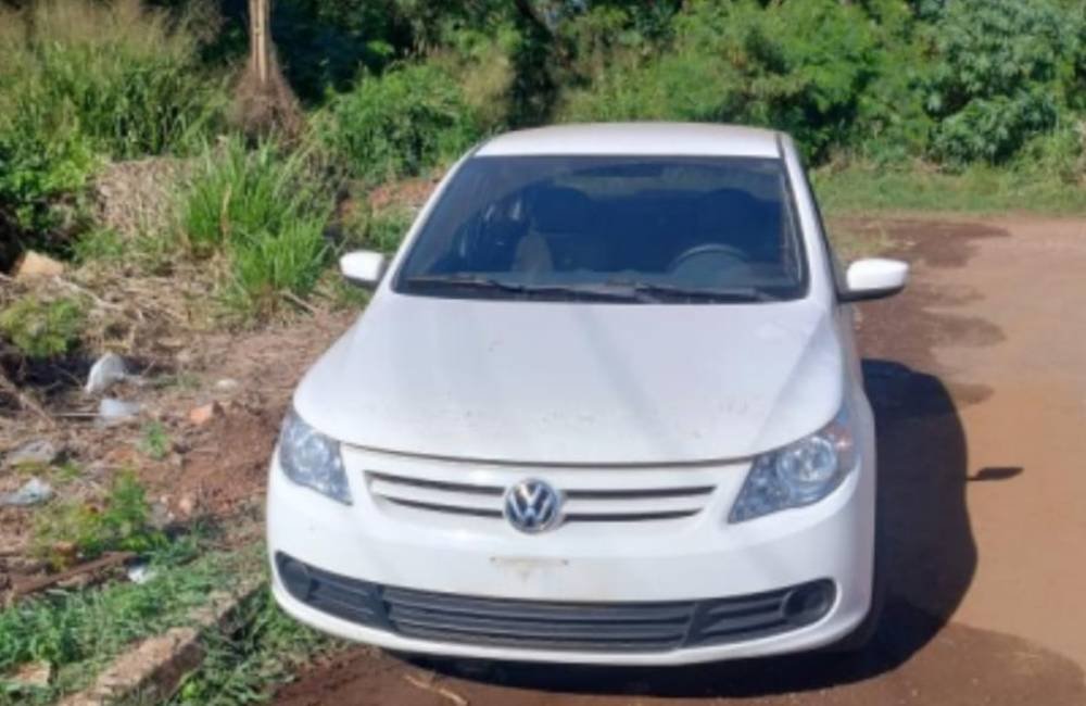 Policiais do 15º BPM recuperam veículo furtado horas após o crime em Jataí
