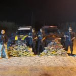 VÍDEO PRF e PMGO apreendem mais de 200 kg de drogas em caminhão na Cidade de Goiás