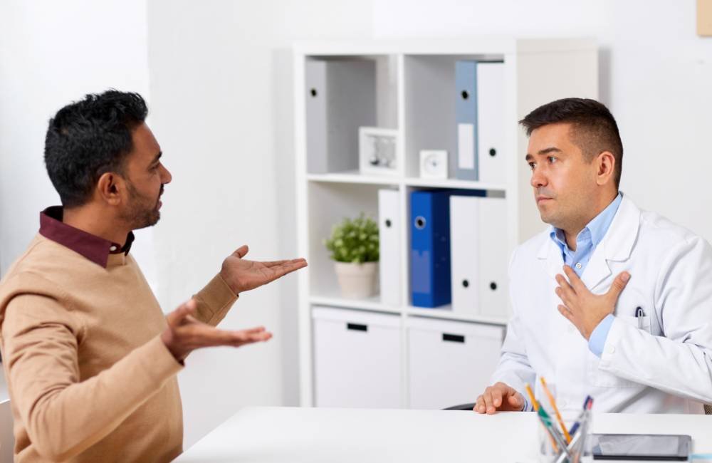 Você já sentiu que entrou no consultório e o profissional mal olhou em seus olhos?