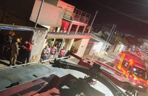 Bombeiros controlam incêndio em residência no Conjunto Jarbas da Costa Ribeiro, em Caiapônia