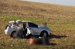Grávida de 29 anos morre em capotamento na GO-174 a caminho de velório em Iporá