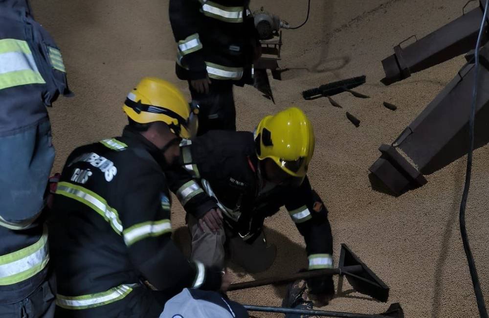Trabalhador Fica com Pé Preso em Silo e é Resgatado pelos Bombeiros na Zona Rural de Jataí