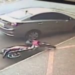 VÍDEO Morador procura motorista que colidiu com moto estacionada em Jataí