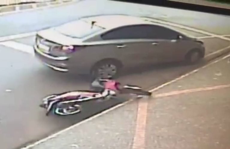 VÍDEO Morador procura motorista que colidiu com moto estacionada em Jataí