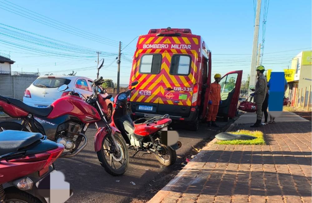 Acidente com Duas Motos Deixa Dois Feridos no Portal do Sol, em Jataí