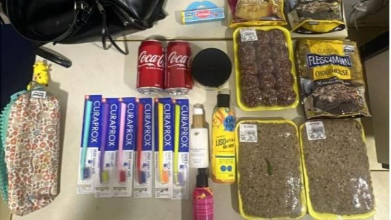 Equipe do 15° BPM/14° CRPM prende mulher por furto em supermercado de Jataí