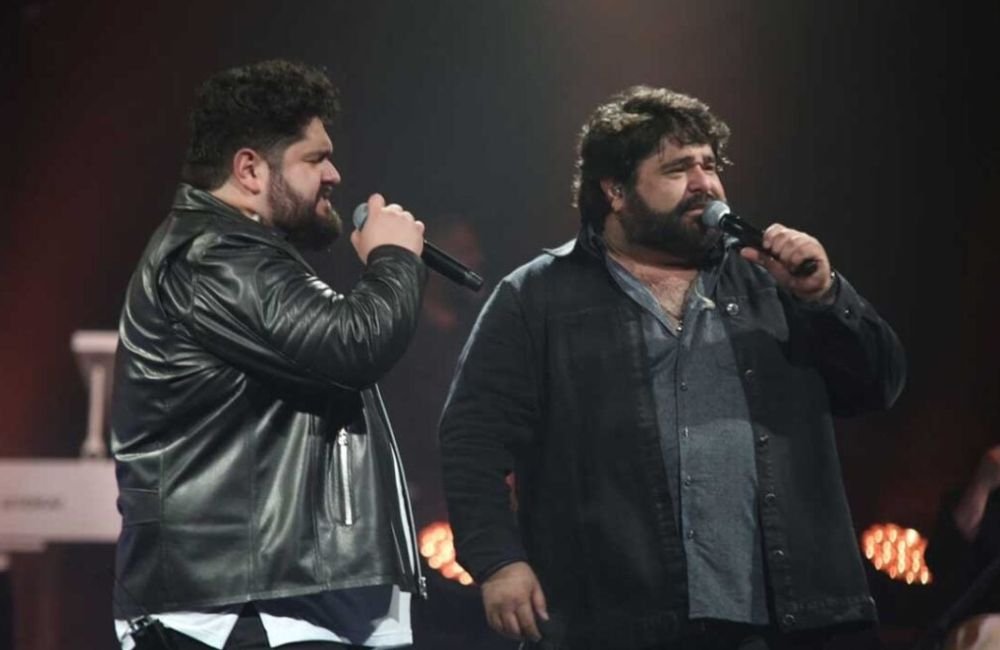 Expo Paraúna 2025 terá shows de César Menotti & Fabiano e Victor & Leo