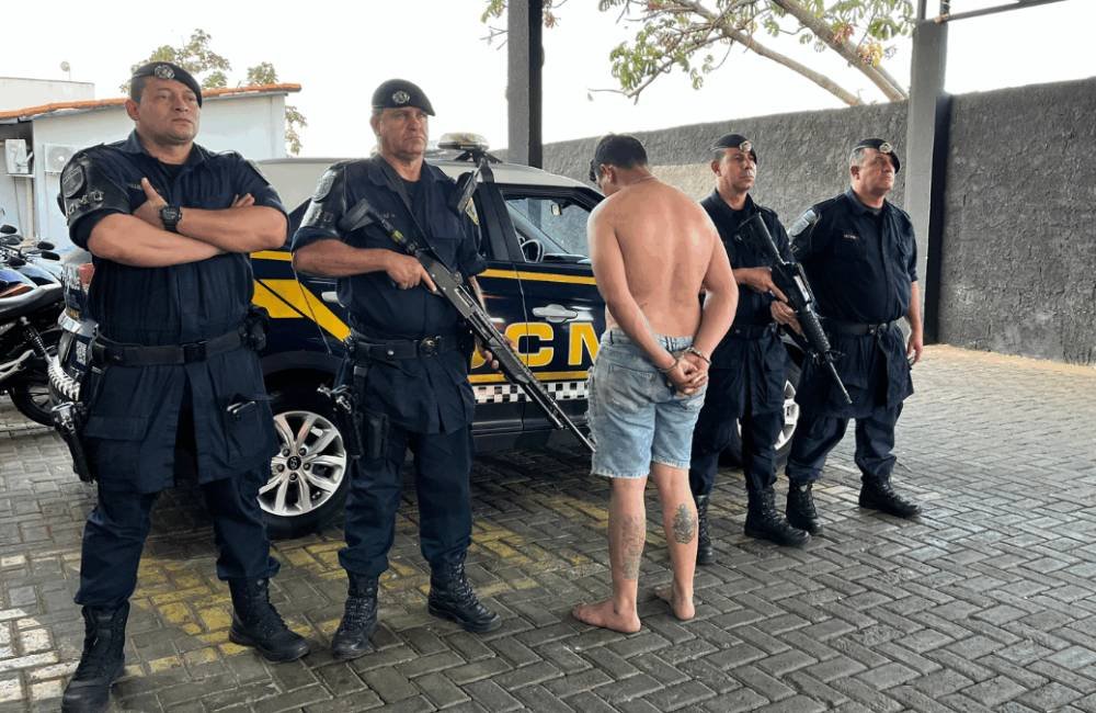 Homem é detido em Goiânia ao tentar revender celular roubado para a vítima