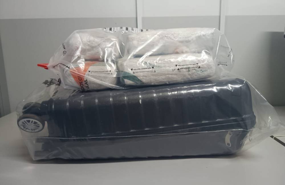 Mulher é presa transportando 6 quilos de “supermaconha” em ônibus interestadual em Goiás