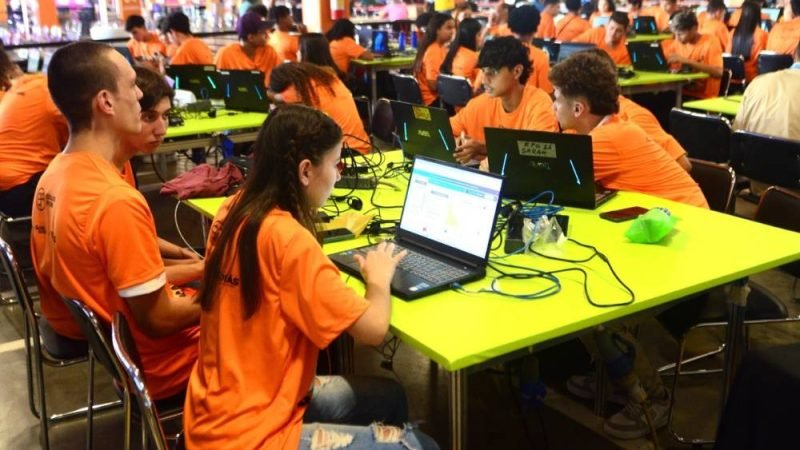 Olimpíada de Inteligência Artificial Aplicada 2025 recebe inscrições até 20 de agosto em Goiás