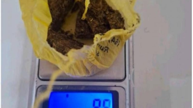 Polícia Militar prende homem por tráfico de drogas e desacato no Setor Cidade Jardim II, em Jataí