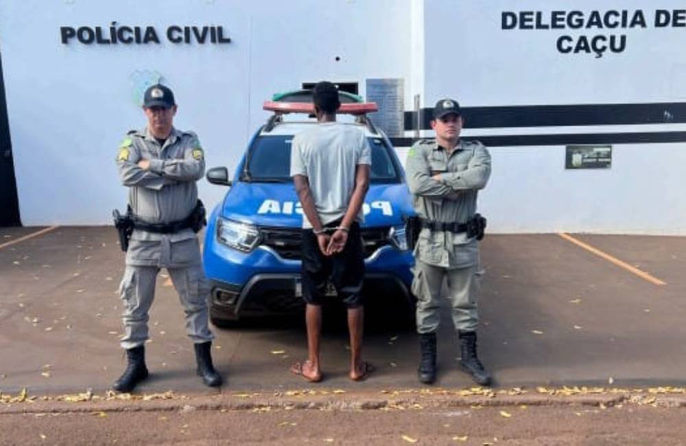 Polícia Militar prende suspeito de furto qualificado em residência no Bairro Santa Luzia, em Caçu