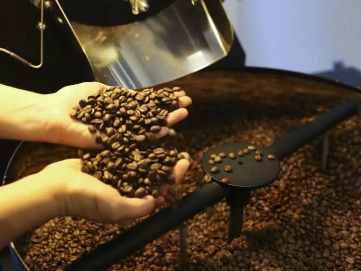Preço do café cai pela primeira vez depois de 18 meses, diz IBGE