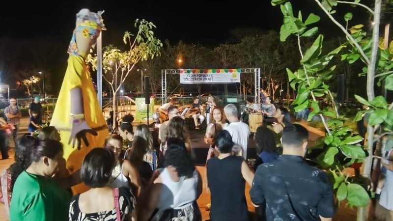 Galeria de Fotos: momentos que marcaram a Primeira Feira Popular e Solidária da UFJ