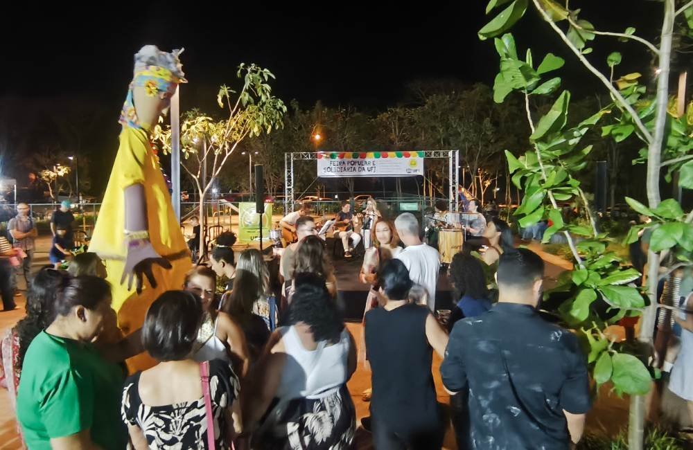 Galeria de Fotos: momentos que marcaram a Primeira Feira Popular e Solidária da UFJ