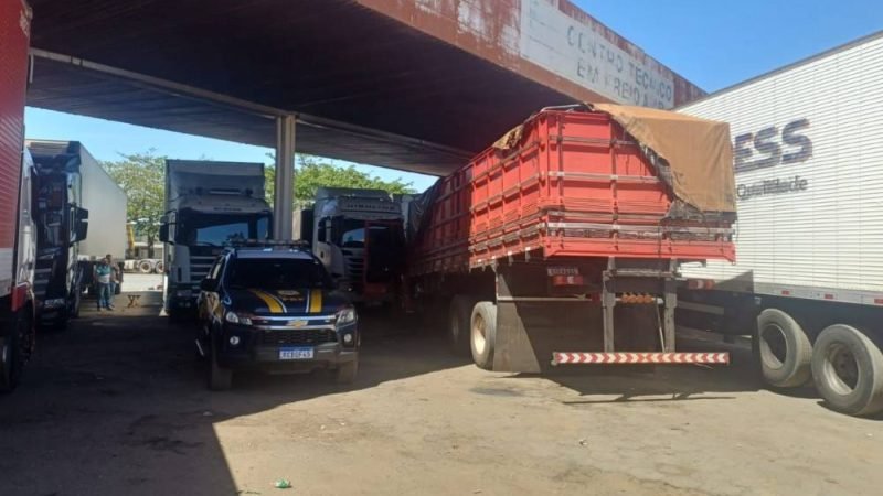 Quadrilha de furtos em rodovias é desmantelada: PRF apreende 22 rodas de caminhões em Goiás