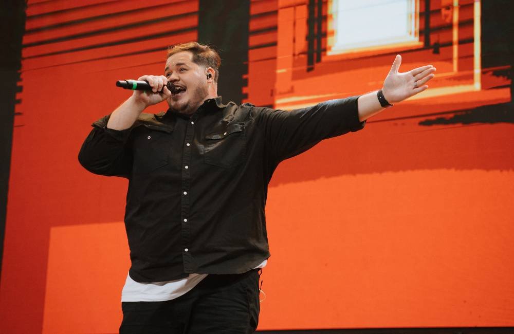 Samuel Dias desponta na música cristã com sucesso “Como Flecha” e carreira em ascensão