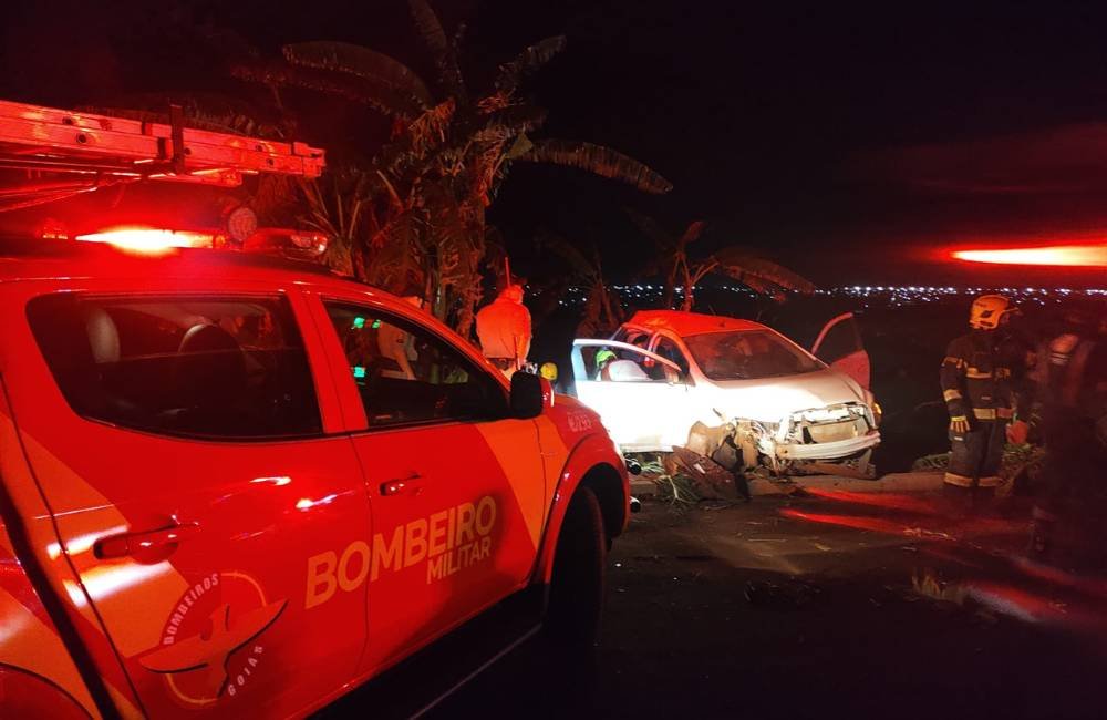 Um morto e três feridos em capotamento registrado na madrugada em Quirinópolis