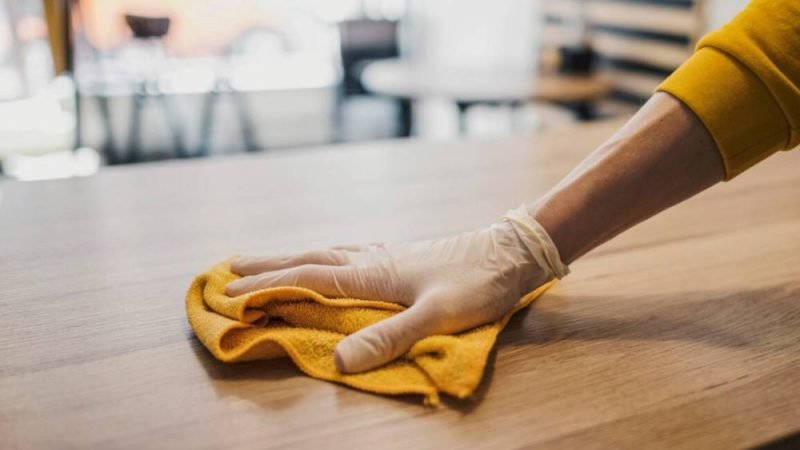 5 dicas para evitar desperdício na limpeza e economizar água e produtos