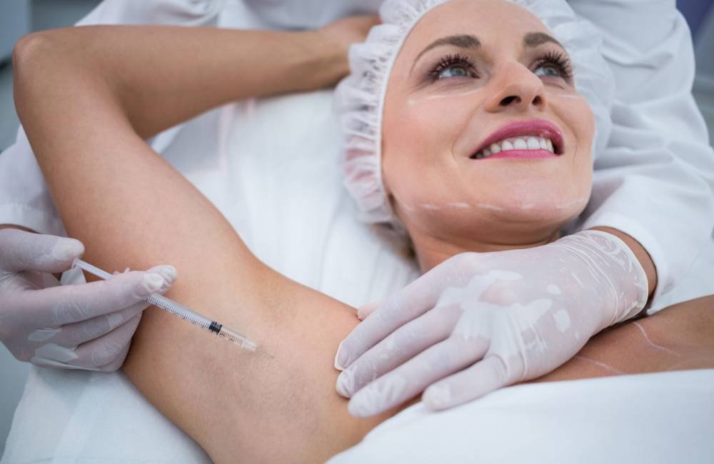 Botox nas axilas surge como alternativa para quem sofre com suor excessivo